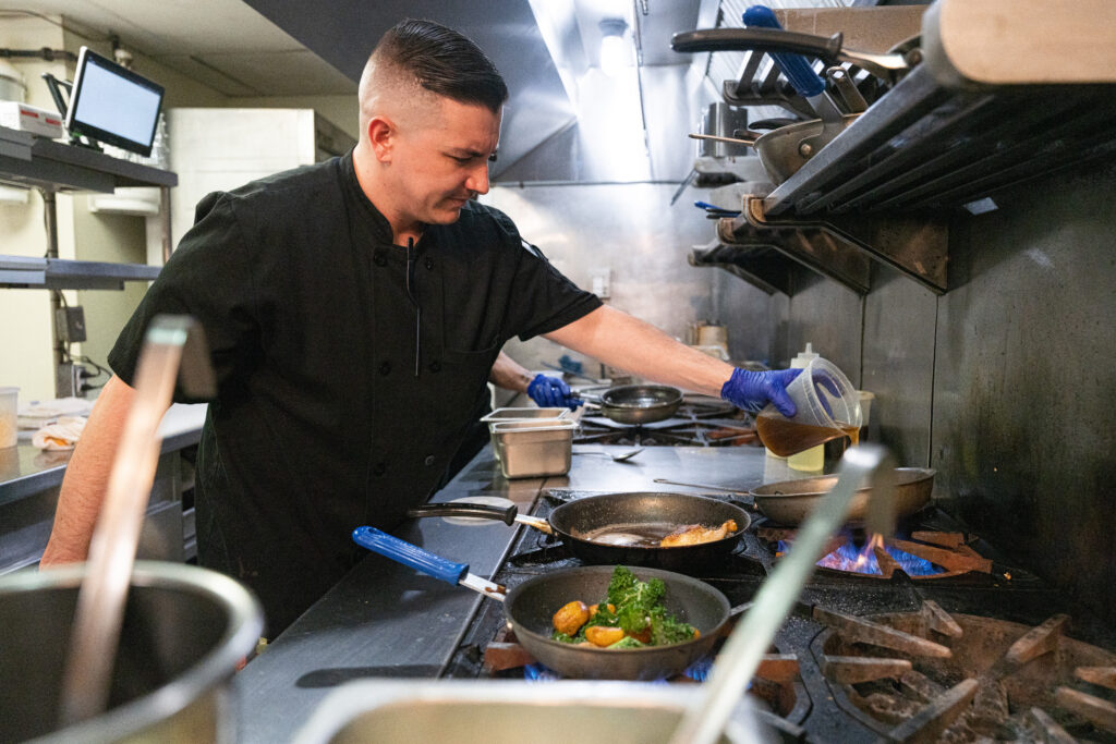 Phoenix Public House opens at The Pines